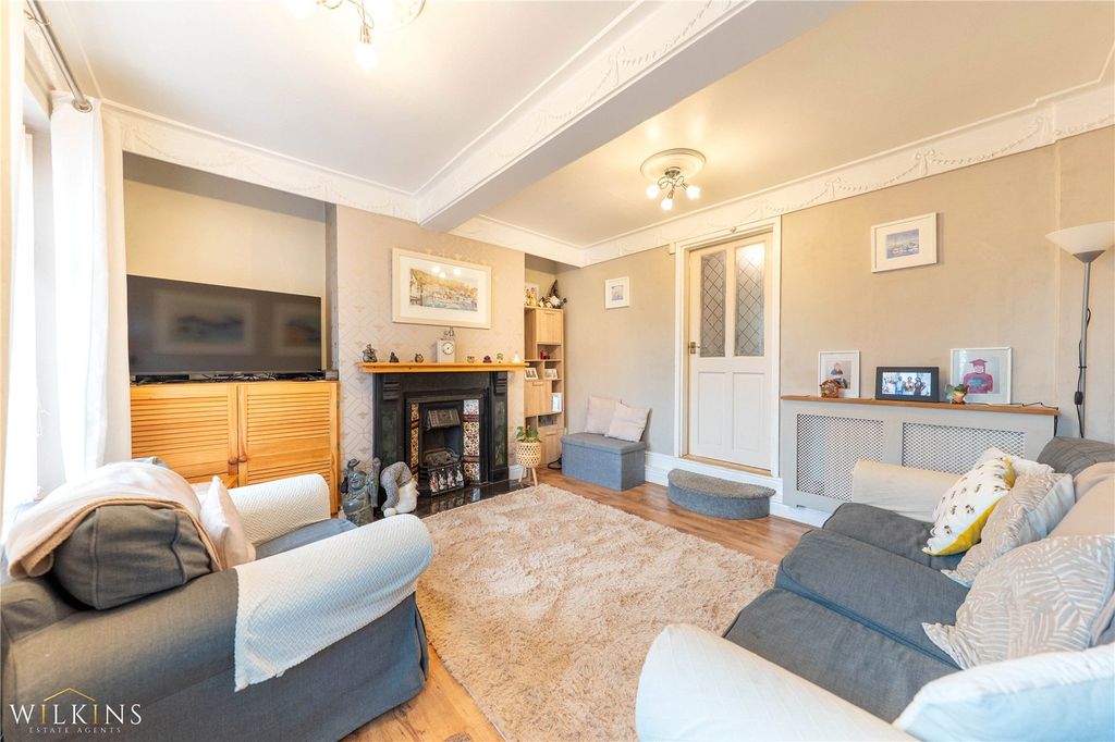 Property photo 3 of 22 Picture No. 16