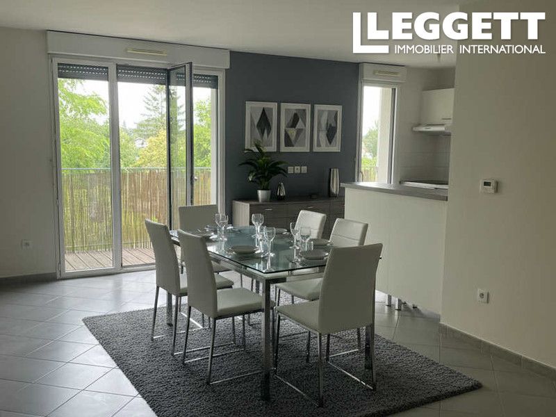 Property photo 2 of 10