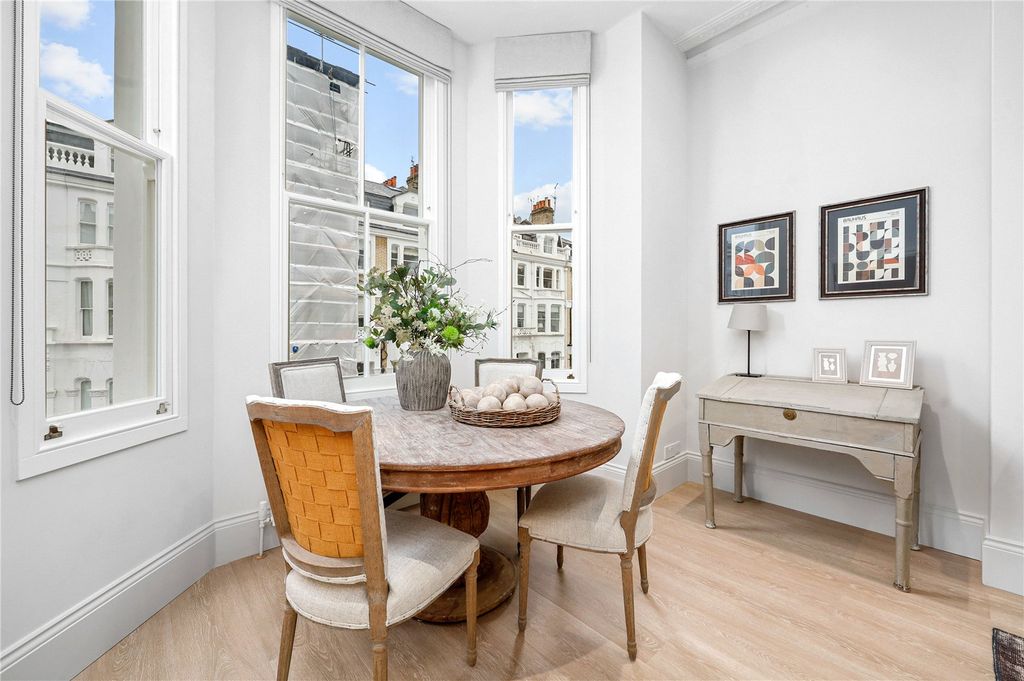 Property photo 2 of 12 Picture No. 32