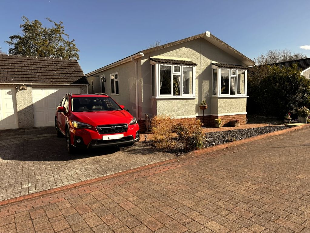Property photo 3 of 36