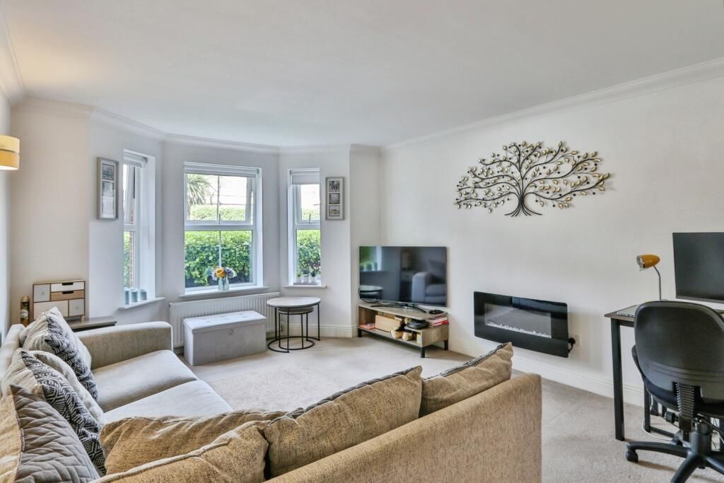 Property photo 2 of 7