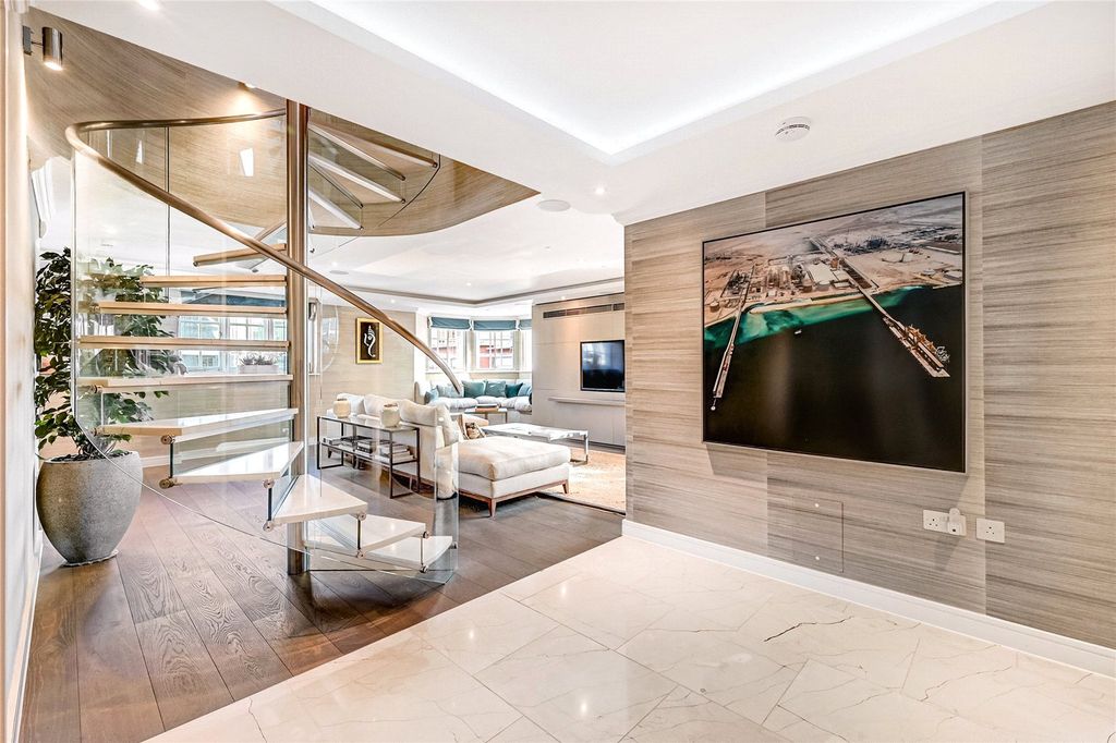 Property photo 3 of 17 Open Plan Living