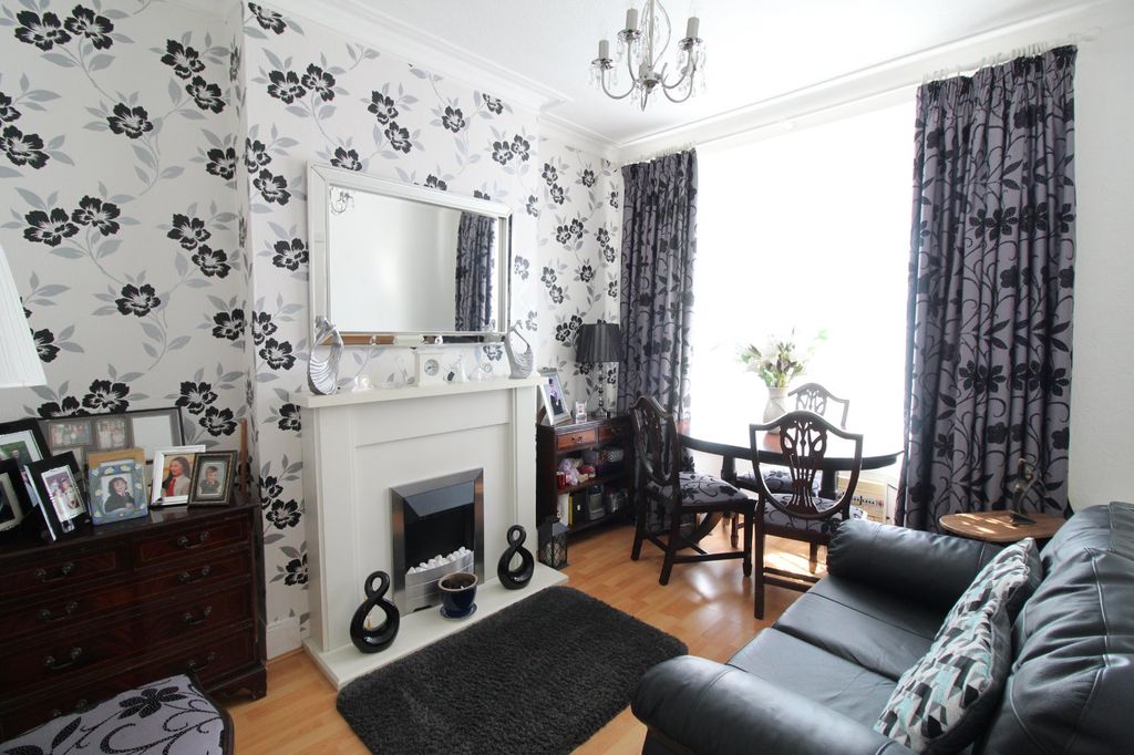 Property photo 3 of 9 Picture No. 03