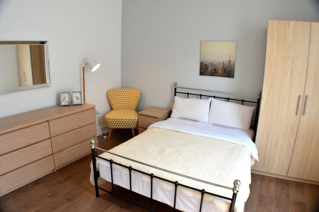 Property photo 3 of 5