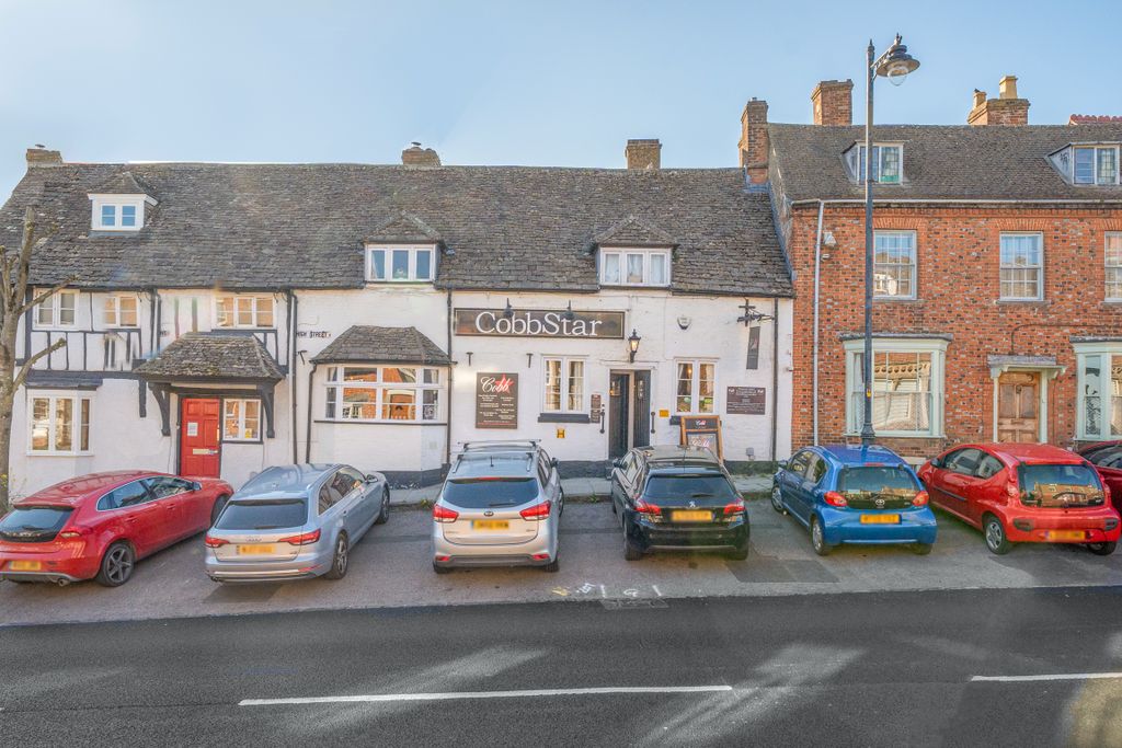 Property photo 1 of 13 145096213