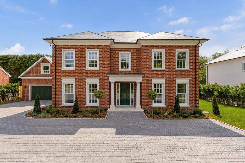 Property photo 1 of 12 Vyne