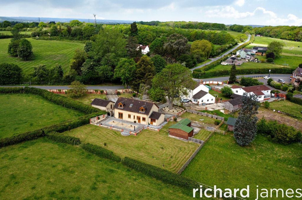 Property photo 3 of 24 6E22B6Bf05214Fa191795d5dab81A19B