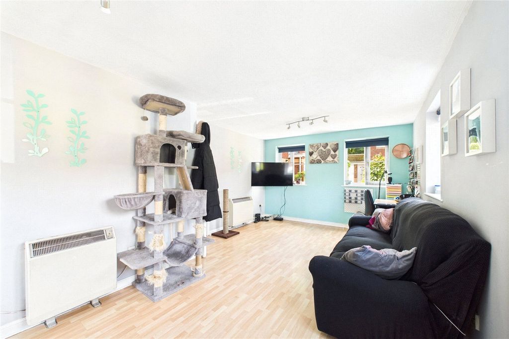 Property photo 2 of 6 Picture No. 07