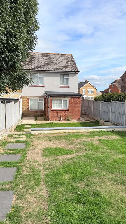 Property photo 1 of 3