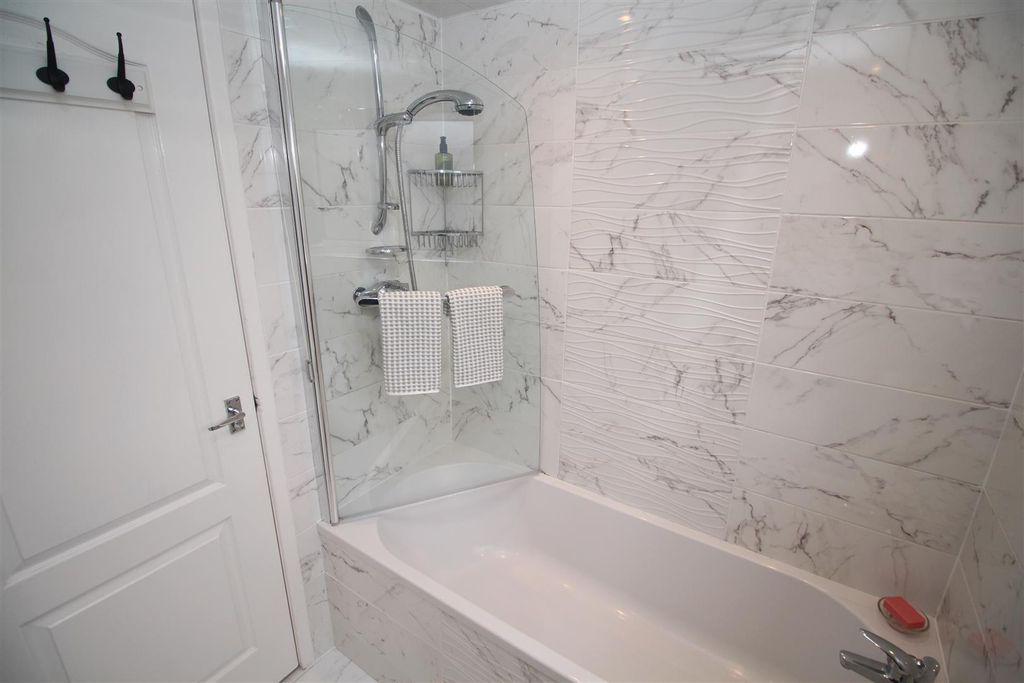 Additional image 14 of 3 bed flat for saleMargaret Street, Greenock PA16