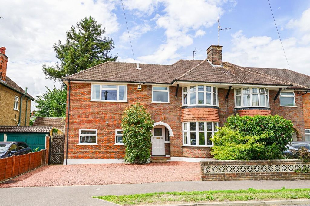 Property photo 1 of 27