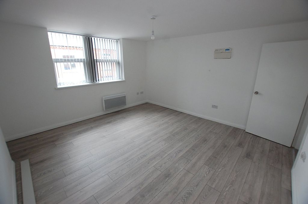 Property photo 2 of 5 Picture No. 04