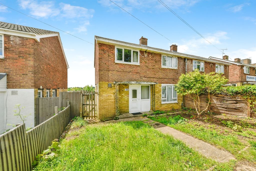 Property photo 1 of 9