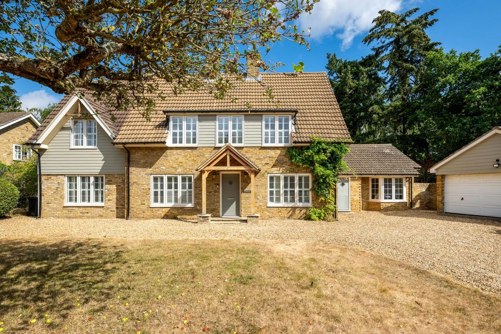 Property photo 3 of 42