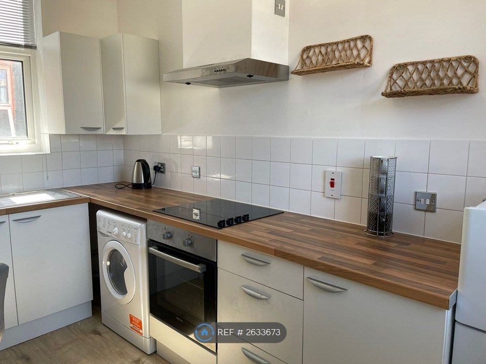 Property photo 1 of 3
