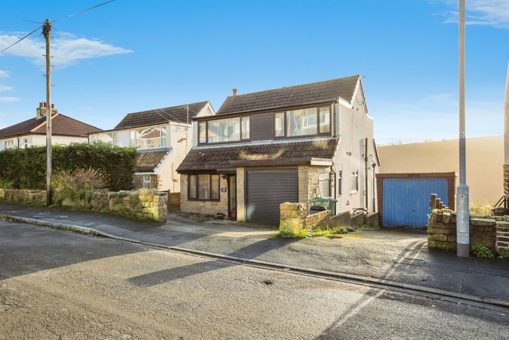 Property photo 1 of 21