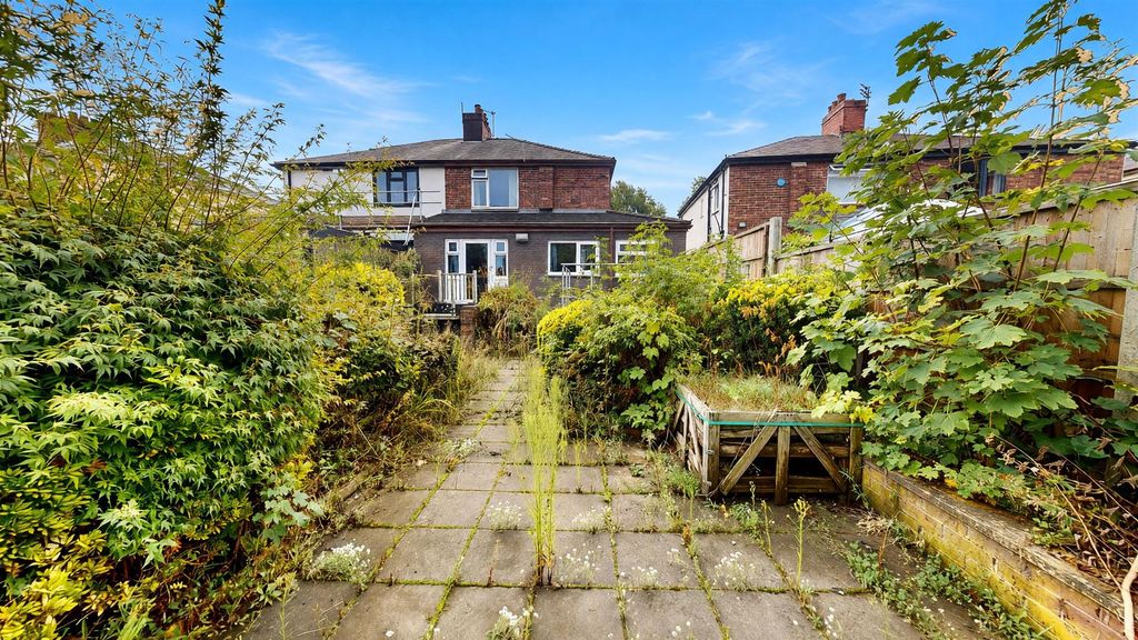 Property photo 3 of 18 Knowsley Road Rear Garden
