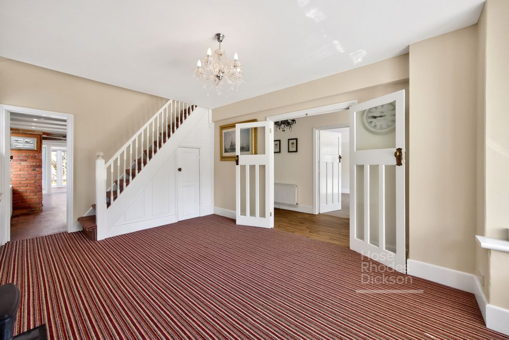 Property photo 3 of 29 Pbox-Img.Jpg