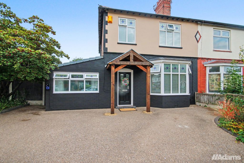 Property photo 1 of 33