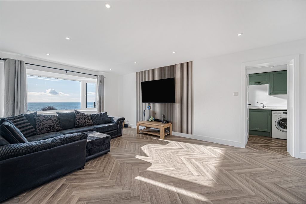 Additional image 18 of 4 bed detached house for saleSouth Coast Road, Telscombe Cliffs, Peacehaven, East Sussex BN10