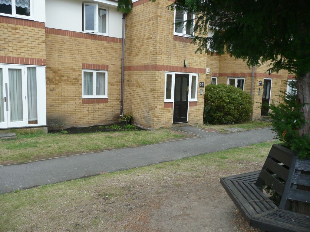 Property photo 2 of 9