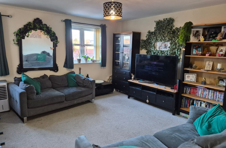 Property photo 3 of 11