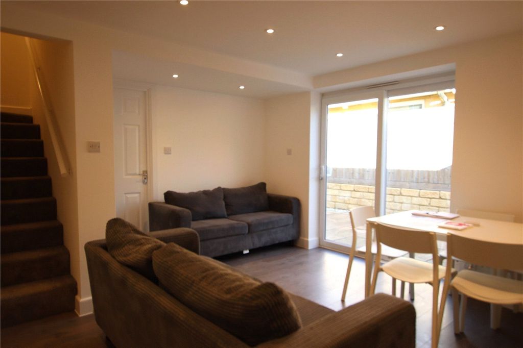 Property photo 1 of 18 Picture No. 01