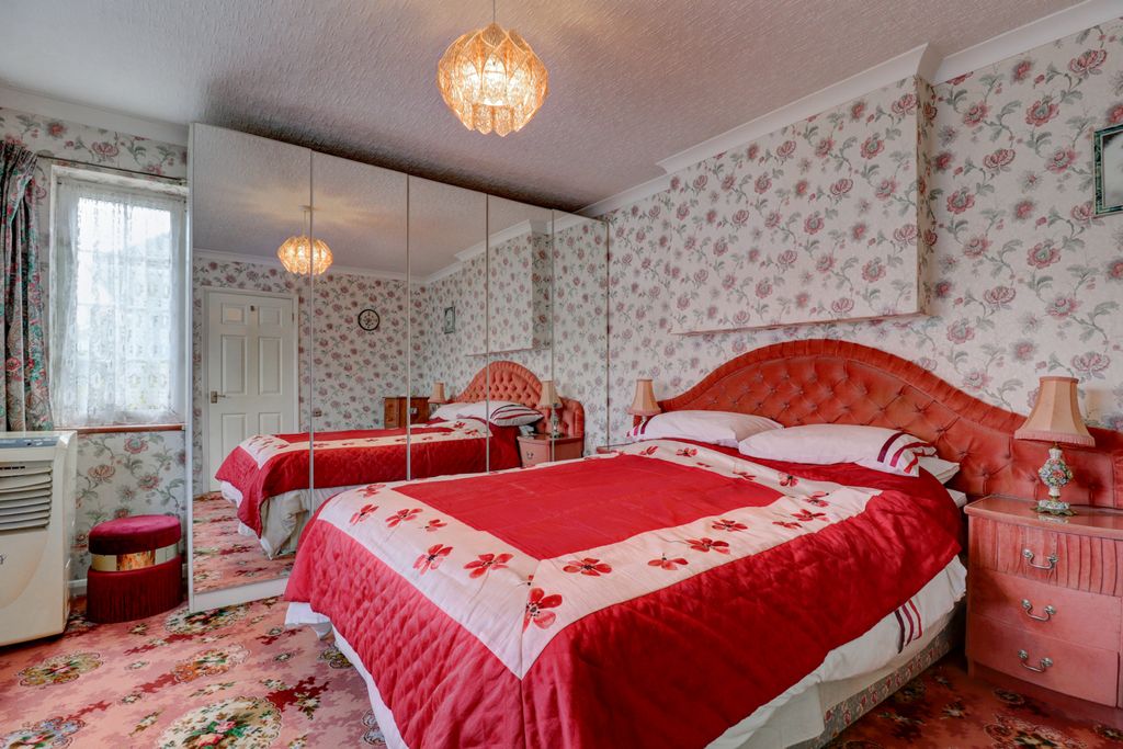 Property photo 2 of 10 Picture No. 08