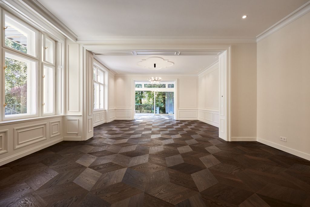 Property photo 3 of 15 Living Space With Park Views