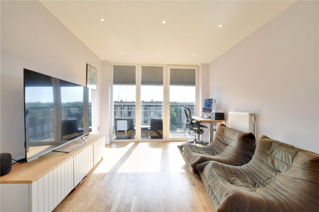 Property photo 3 of 11 Picture No. 05