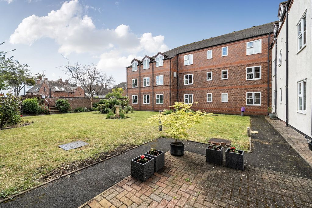 Additional image 14 of 2 bed flat for saleGanderton Court, Pershore WR10