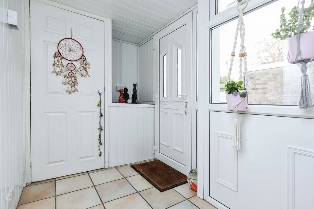 Property photo 2 of 14 Pbox-Img.Jpg