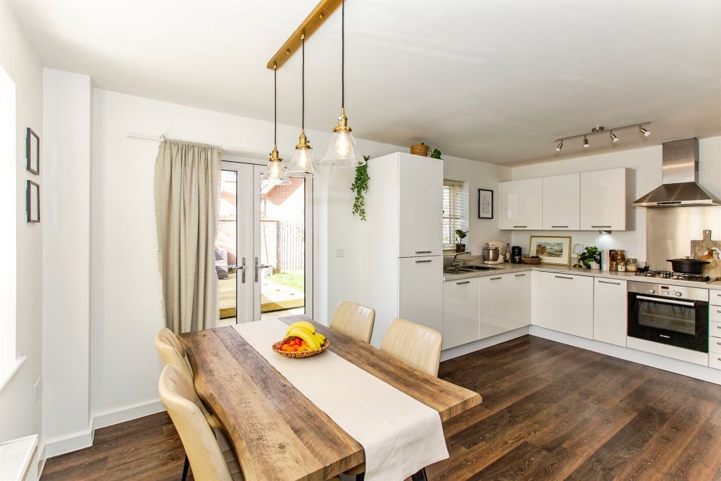 Property photo 2 of 24