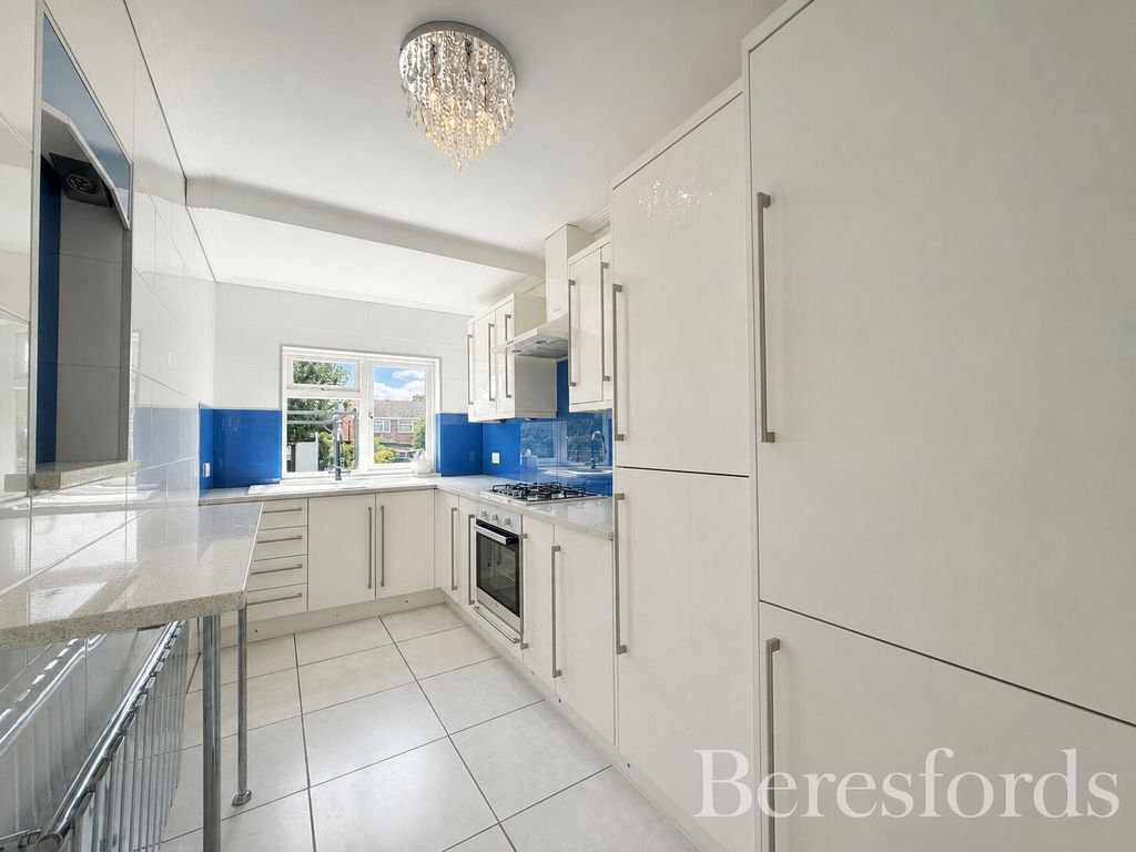 Property photo 2 of 25 Picture No. 08