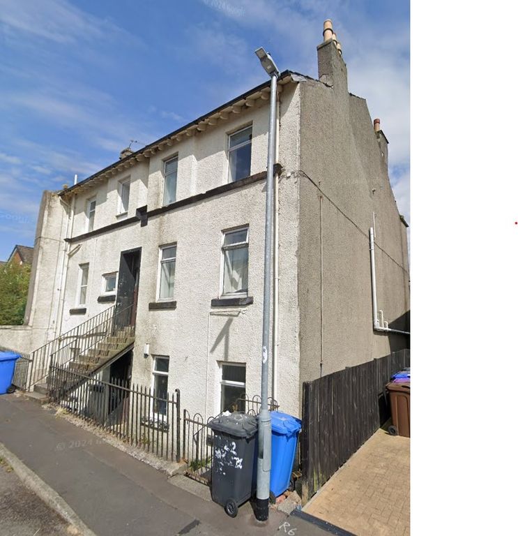 Property photo 1 of 7