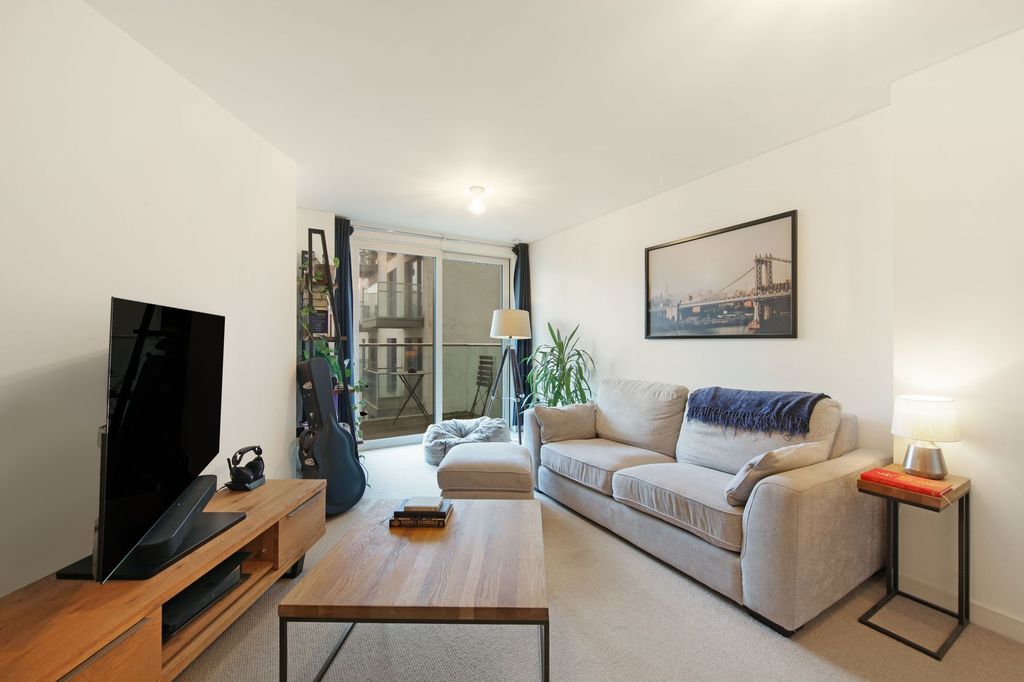 Property photo 3 of 11 Flat 47, Tennyson Apartments - Vjnxuo2Sj7Vvfoibtfey