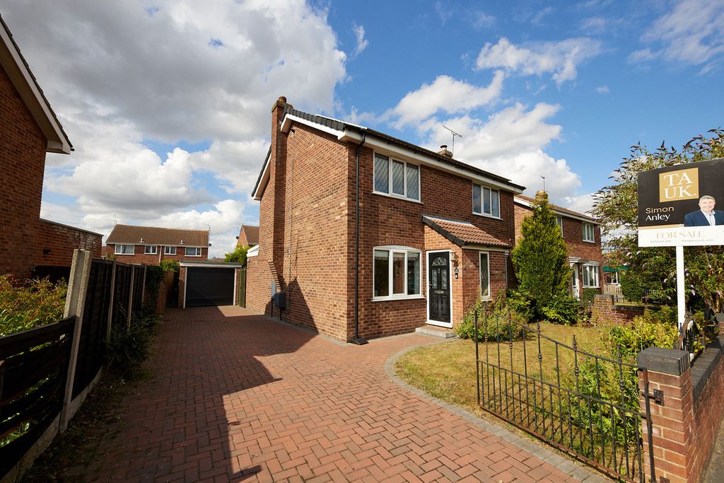 Property photo 1 of 22