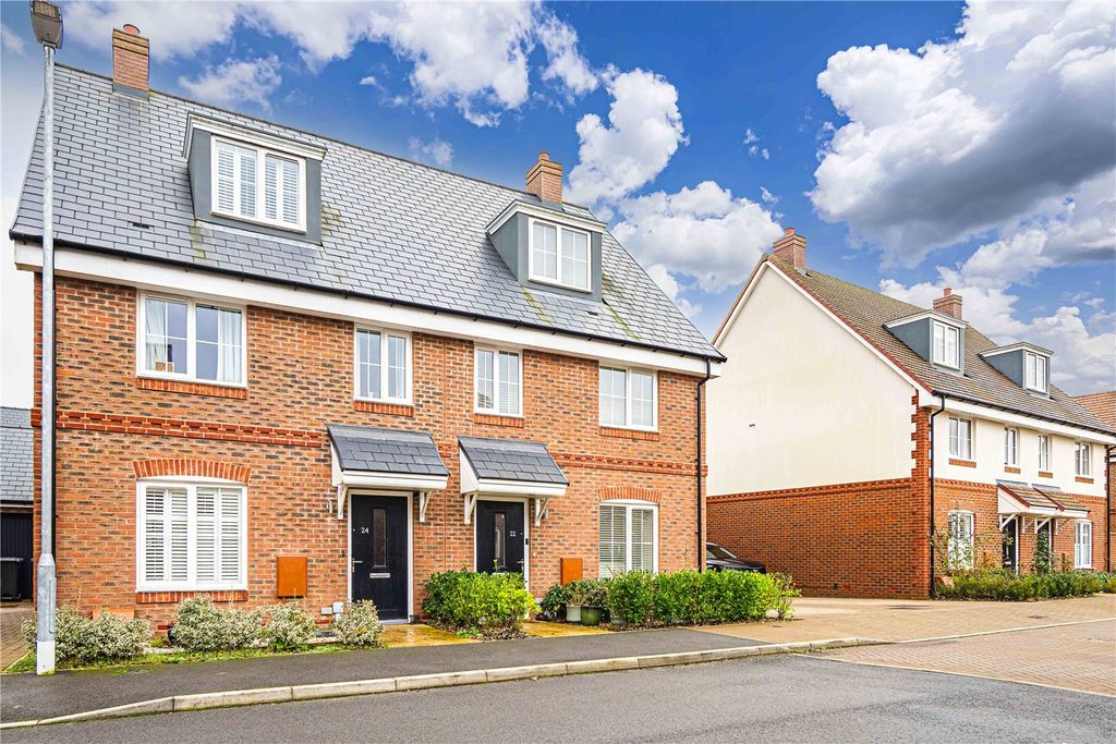 Property photo 2 of 29 Picture No. 37