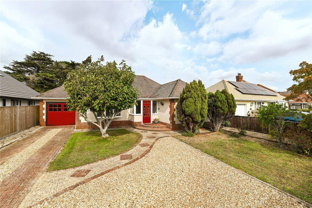 Property photo 1 of 20 Front Exterior
