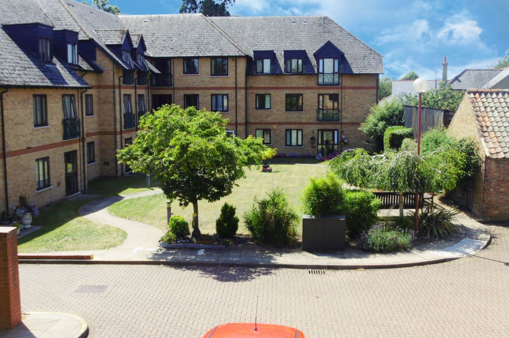 Property photo 1 of 10