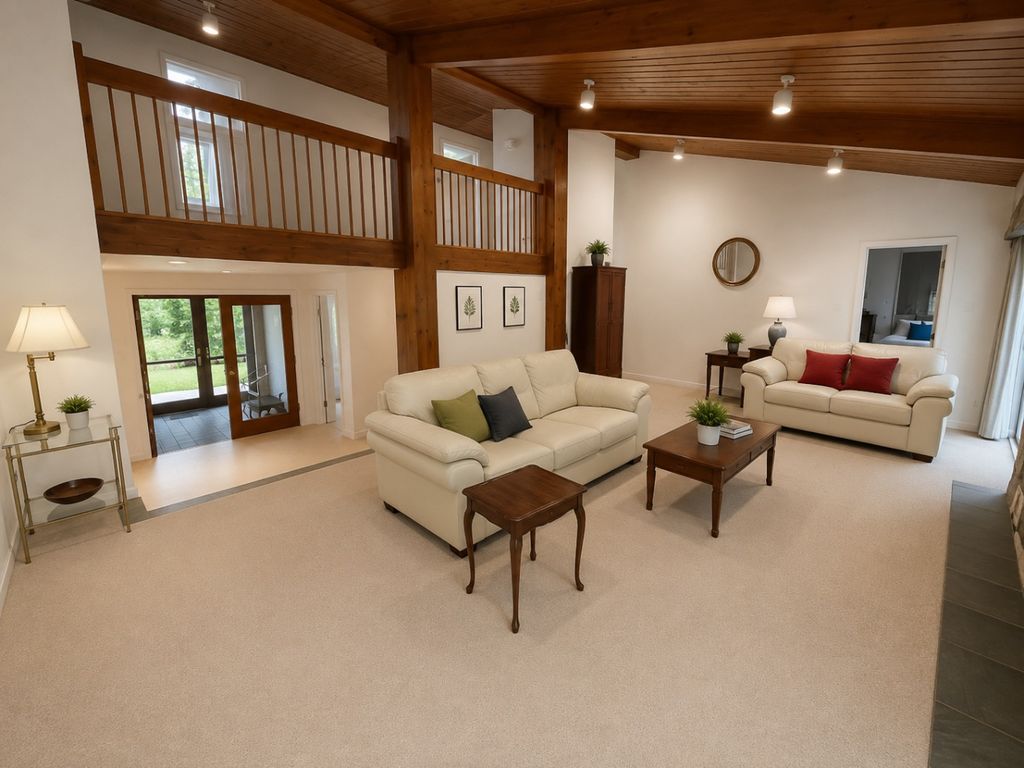 Property photo 2 of 14 5218592