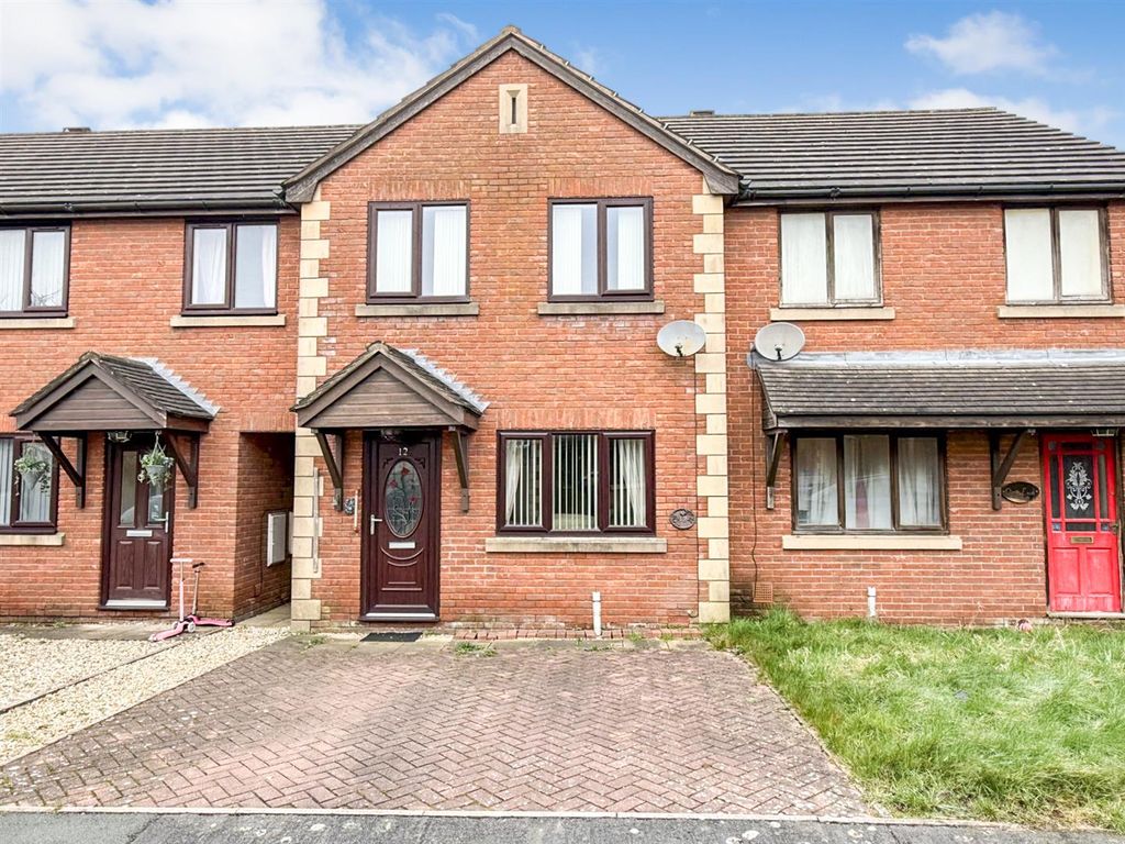 Property photo 1 of 8 cd989d8E-9810-428E-8434-87045897c14c.Jpg