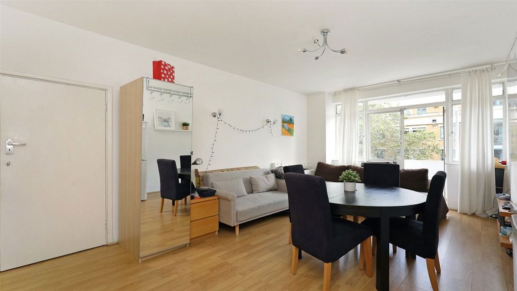 Property photo 3 of 4