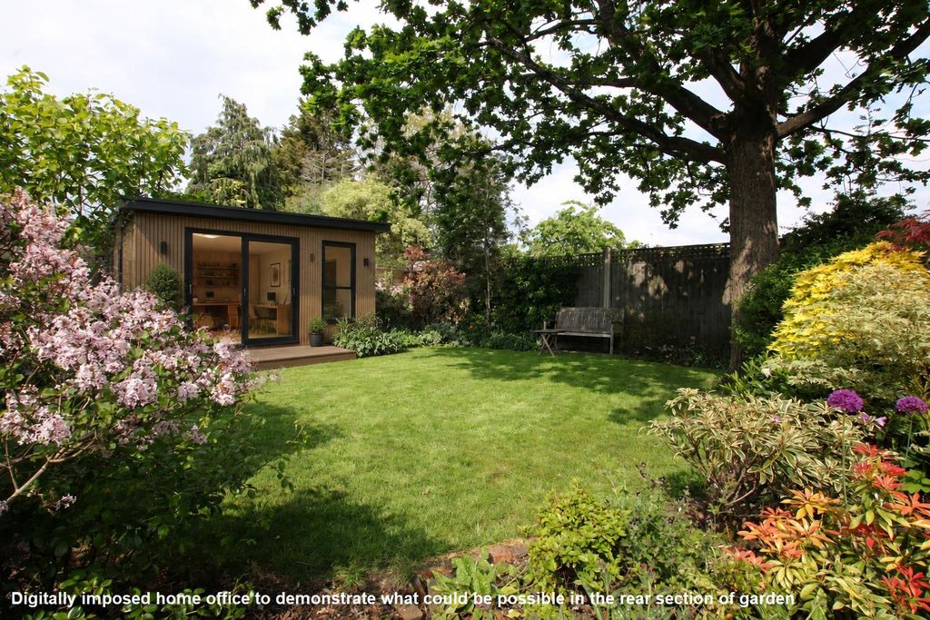 Property photo 1 of 34 Garden Photo With Disclaimer.Png