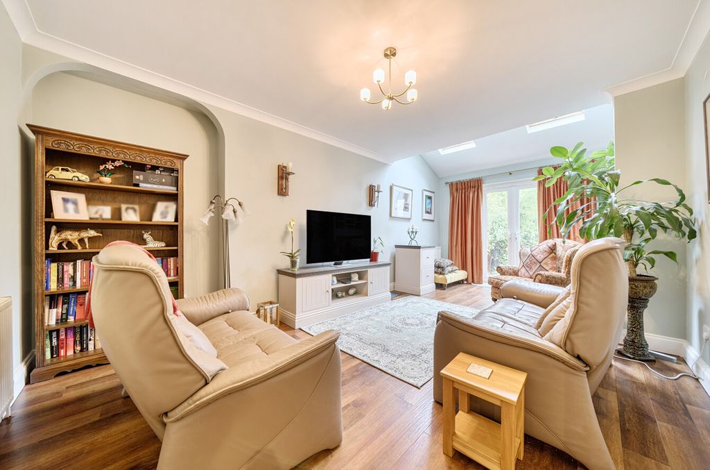 Property photo 2 of 29 1363340-14-68E955...