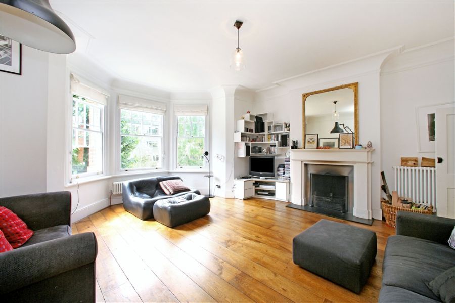 Property photo 1 of 12