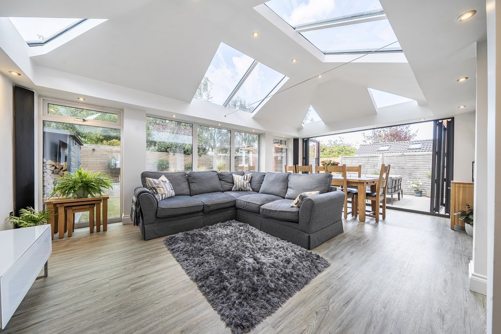 Property photo 3 of 32 Open Plan Kitchen / Breakfast / Family Room