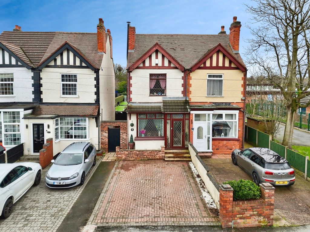 Property photo 1 of 27