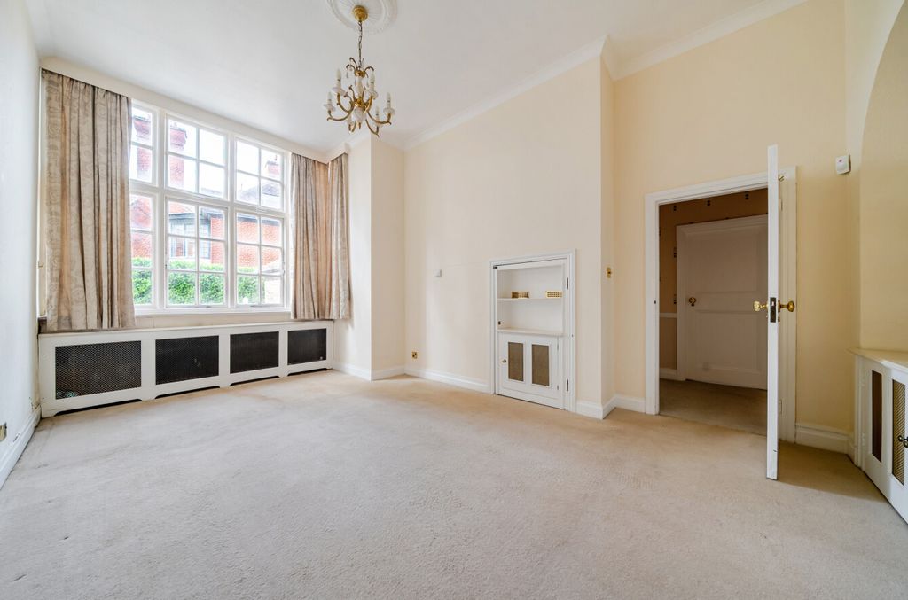 Additional image 23 of 2 bed flat for saleWilderness Road, Chislehurst, Kent BR7