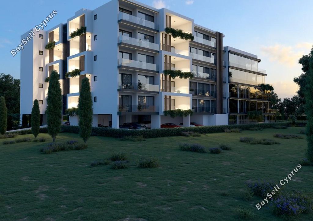 Property photo 3 of 12